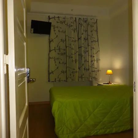 Metro-alameda Guest house