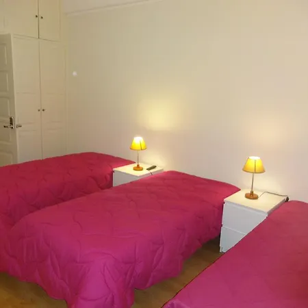 Guest house Metro-alameda *