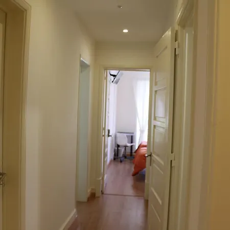 Metro-alameda Guest house Lisbon